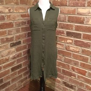 White House Black Market Sleeveless Tunic